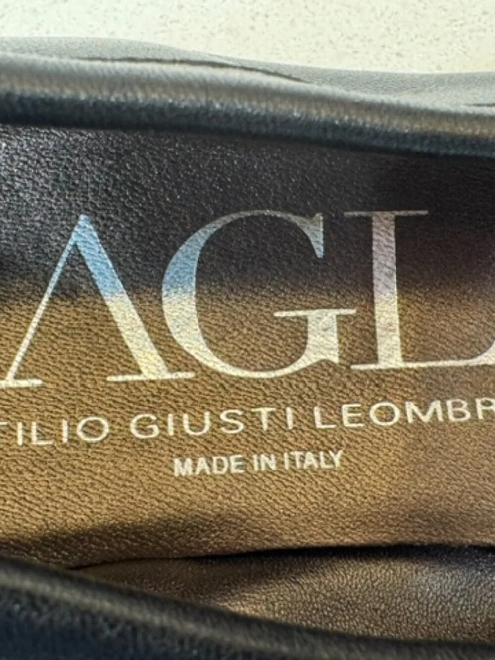 AGL Attilio Giusti Leombruni Chain link Cap-Toe Ballet Flats sz 39 Black